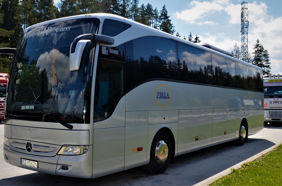Mercedes Tourismo 3